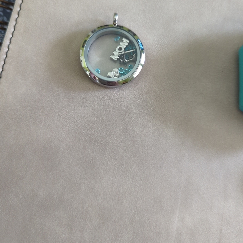 Origami Owl Silver Locket with Blue Accents - Picture 2 of 3